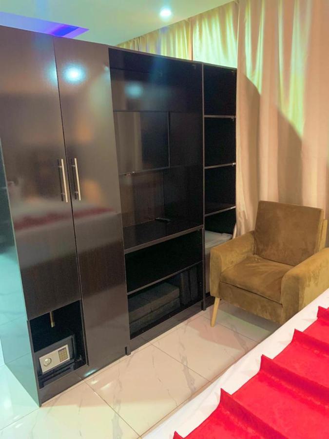 No 95 Suites VI Лаґос Екстер'єр фото