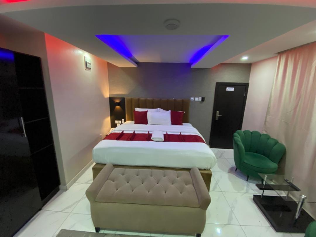 No 95 Suites VI Лаґос Екстер'єр фото