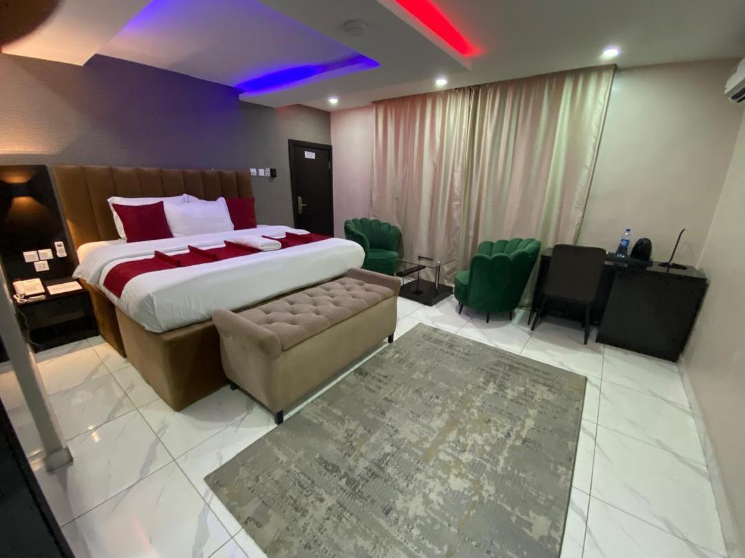 No 95 Suites VI Лаґос Екстер'єр фото